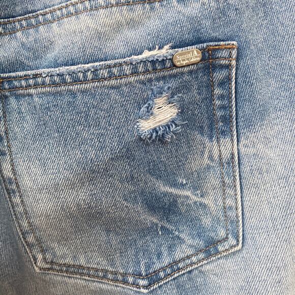 Special A Los Angeles Straight Leg Distressed Busted Knee Crop Leg Jeans Size 11 - Picture 6 of 7